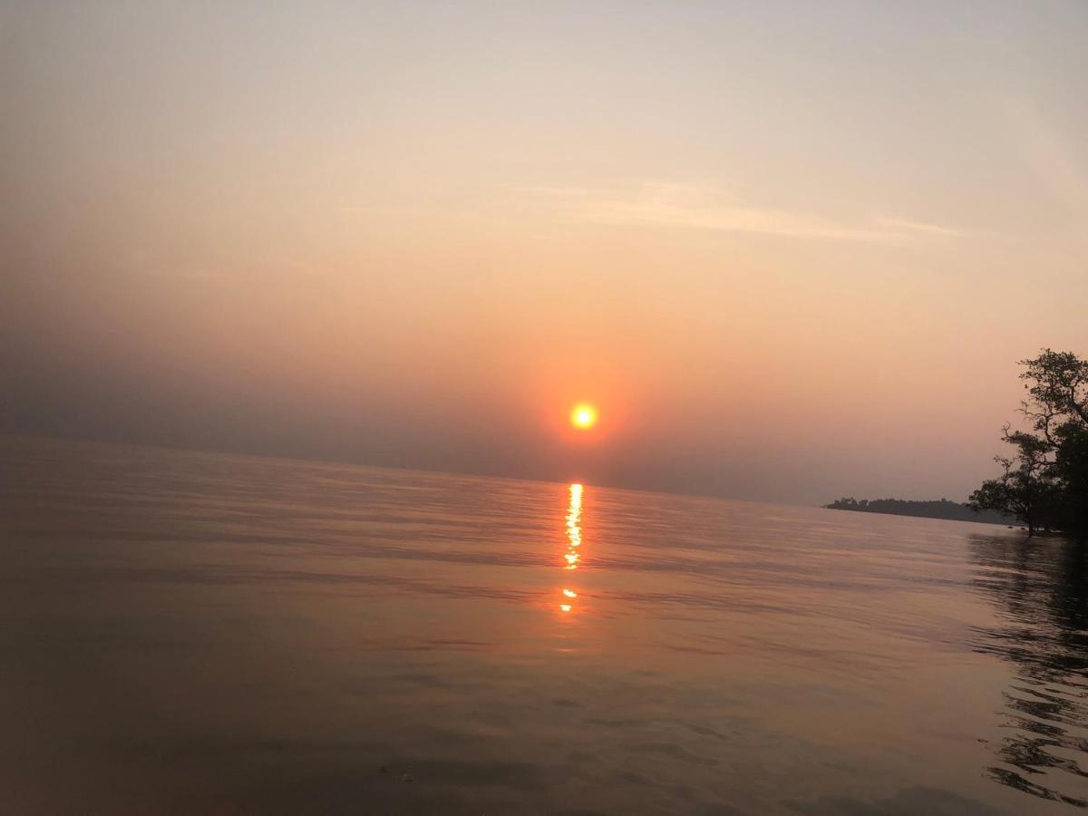 Crown View Beach Resort Koh Chang Esterno foto